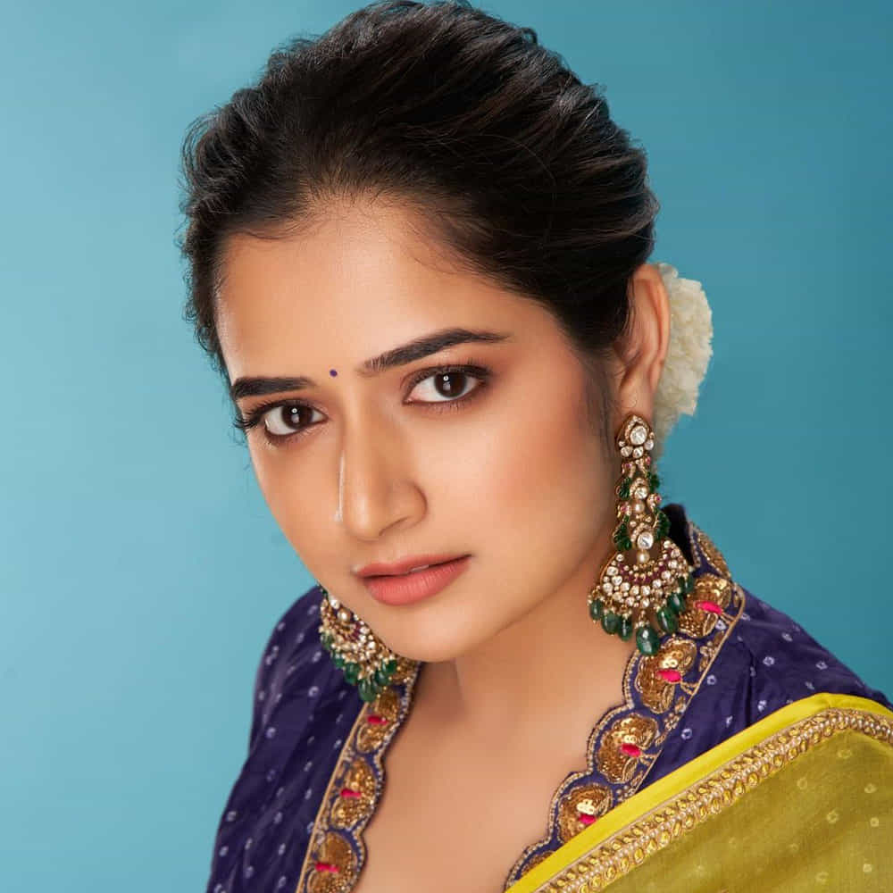 తెలుగు ఆడియెన్స్ గొప్ప మనసున్నవారు. ఇక్కడ కన్నడ పరిశ్రమకు చెందిన నటీనటులు చాలా మంది రాణిస్తున్నారు. హీరోయిన్సే కాదు.. కిచ్చా సుదీప్, ధనంజయ్, దునియా విజయ్, యష్.. సహా చాలా మందిని తెలుగు ప్రేక్షకులు బాగా ఆదరిస్తున్నారు. నన్ను కూడా అలాగే ఆదరిస్తారనే నమ్మకంతో ఎదురు చూస్తున్నాను. అన్నారు.