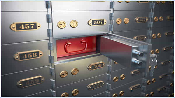 Bank Locker Rules: మీరు బ్యాంకు లాకర్ను ఉపయోగిస్తున్నారా..? మారిన కొత్త నియమాలు తెలుసుకోండి