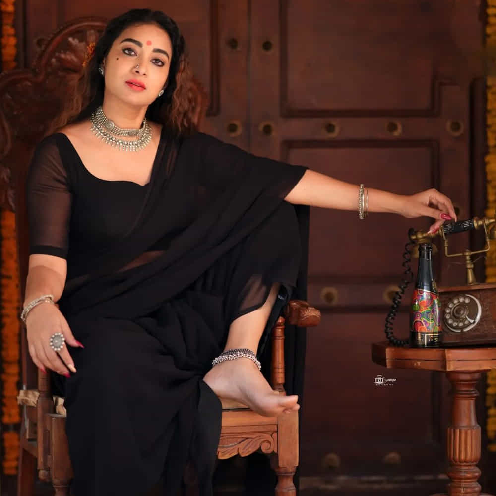 బిగ్బాస్ ద్వారా వెలుగులోకి వచ్చిన భామ భాను శ్రీ అటు వెండితెరతో పాటు బుల్లితెరపై కూడా తన సత్తా చాటి అభిమానులను సంపాదించుకుంది. ఏడు చేపల కథతో ఈ భామ టాలీవుడ్ అభిమానుల్లో సెగలు పుట్టిస్తోంది.