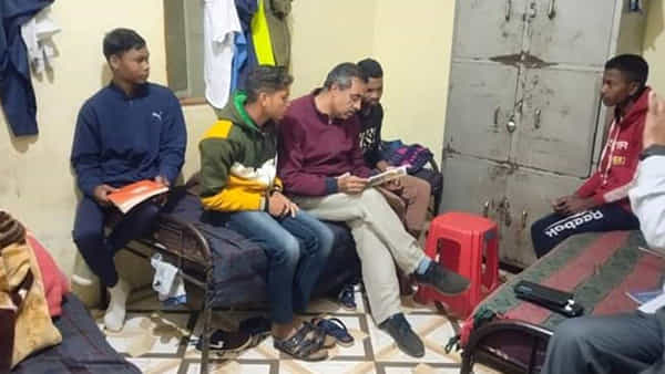 Collector Vikas Mishra: ఆ జిల్లా కలెక్టర్ పనితీరుకు ముఖ్యమంత్రి సైతం అభిమాని.. అవినీతిపరుల పాలిట సింహ స్వప్నం..