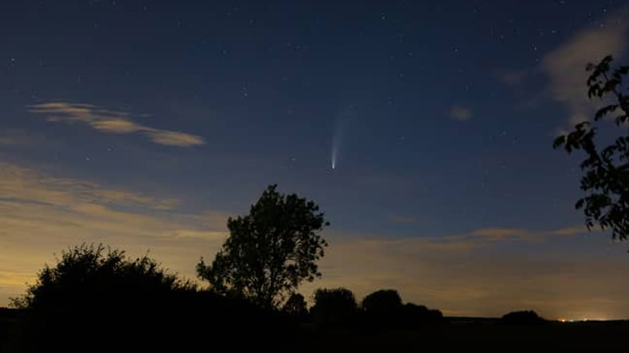 Comet: ఆకాశంలో అద్భుత దృశ్యం.. 50 ఏళ్ల తర్వాత మళ్ళీ మనల్ని పలకరించనున్న తోకచుక్క.. ఎప్పుడంటే..