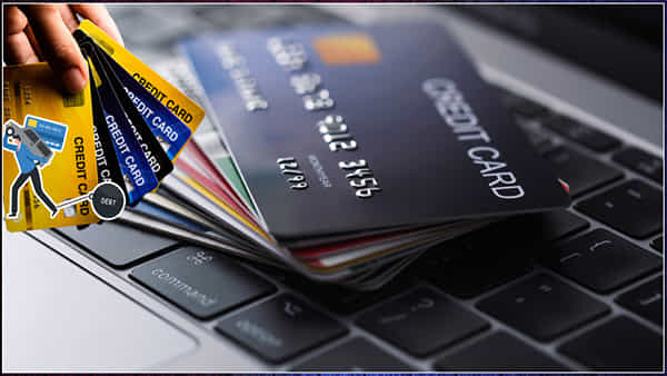 Credit Card: క్రెడిట్ కార్డ్ను జాగ్రత్తగా వాడితే వరం.. లేకుంటే భారం..!