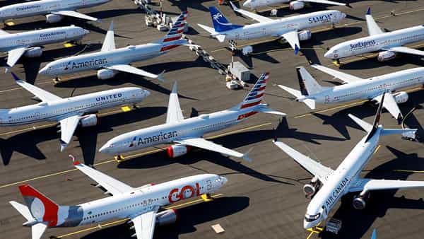 FAA Aviation: సిస్టమ్స్ దెబ్బ.. అమెరికా అబ్బ.. దేశ వ్యాప్తంగా ఎయిర్పోర్టుల్లో ఒక్క ఫ్లైట్ ఎగిరితే ఒట్టు..