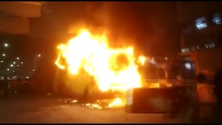 khammam pigeon: ఖమ్మంలో వాలిన అనుమానాస్పద పావురం.. రెక్కలపై వింత కోడ్‌..! స్థానికుల్లో హడల్‌..!!