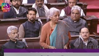 బాలికపై వేధింపులకు పాల్పడ్డారని ఆరోపిస్తూ ఇద్దరు అబ్బాయిలను చెట్టుకు కట్టేసి కొట్టారు..ఎక్కడంటే