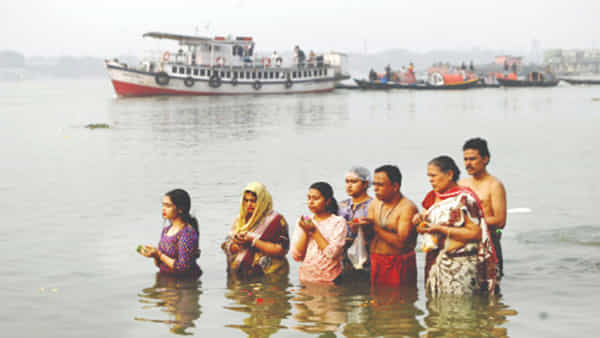Makara sankranti: మకర సంక్రాంతి నాడు ఇక్కడ స్నానం చేస్తే.. ఏడు జన్మల పాపాలు పోతాయి.. ..!