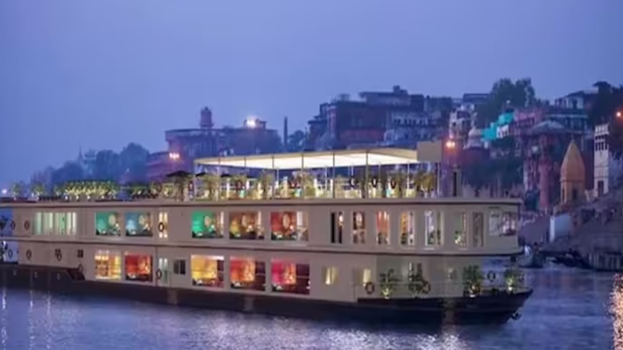 క్రూయిజ్ లో పర్యాటకుల కోసం అన్ని సౌకర్యాలు, భద్రతా ప్రోటోకాల్ను అధికారులు నిరంతరం పర్యవేక్షిస్తారు. దేశంలో క్రూయిజ్ టూరిజంను ప్రోత్సహించడానికి భారత ప్రభుత్వం అనేక చర్యలు తీసుకుంటోంది. దీనిలో భాగంగా అనేక కార్యక్రమాలు చేపట్టింది.