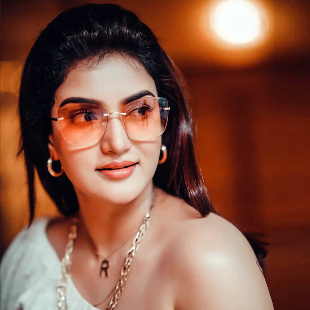 వీరసింహారెడ్డి మూవీతో తెలుగులో ఎంట్రీ ఇచ్చిన మలయాళీ ముద్దుగుమ్మ 'హనీ రోజ్'. ఒక్క సినిమాతోనే తన అందం, అభినయంతో అందరి చూపు తనవైపు తిప్పుకుంది ఓ ముద్దుగుమ్మ.అందం సైతం అసూయ పడేట్టుగా ఉన్న ఆ ముద్దుగుమ్మ వావ్ ఫొటోస్ 