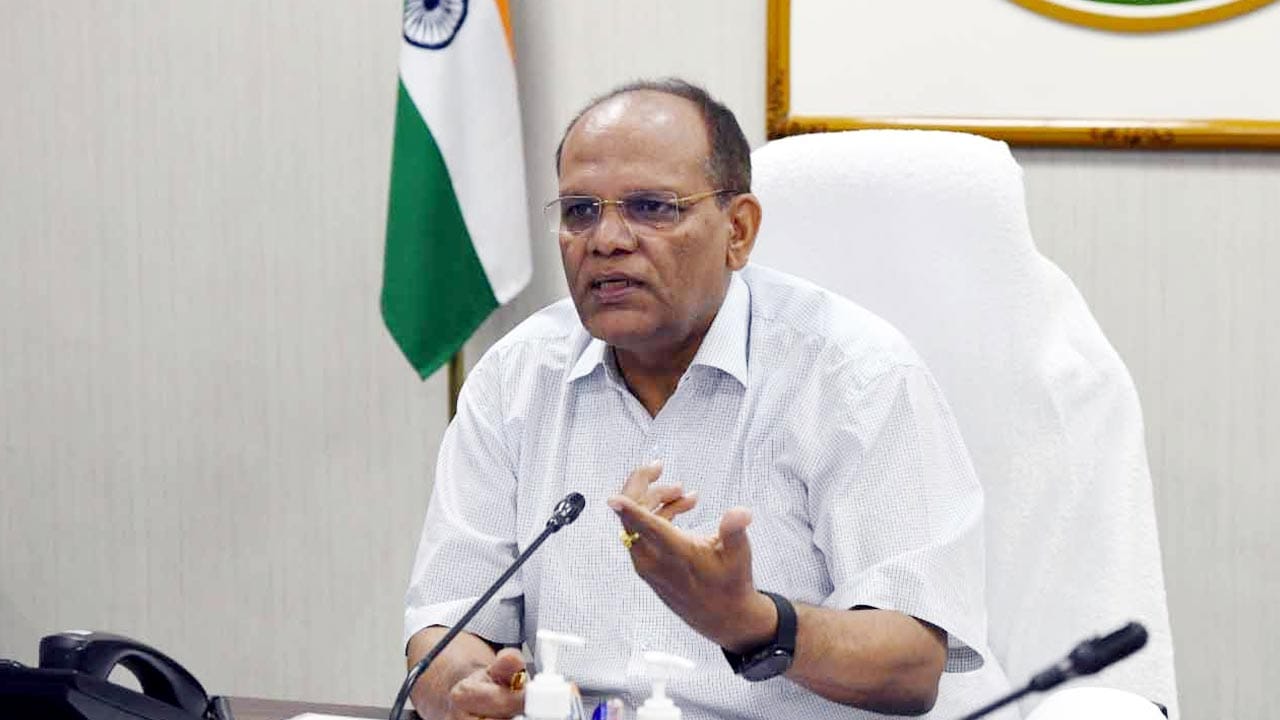 Andhra Pradesh: విజయవాడ బయల్దేరిన మాజీ సీఎస్ సోమేష్‌కుమార్.. 11 గంటలకు సీఎం జగన్‌తో భేటీ..