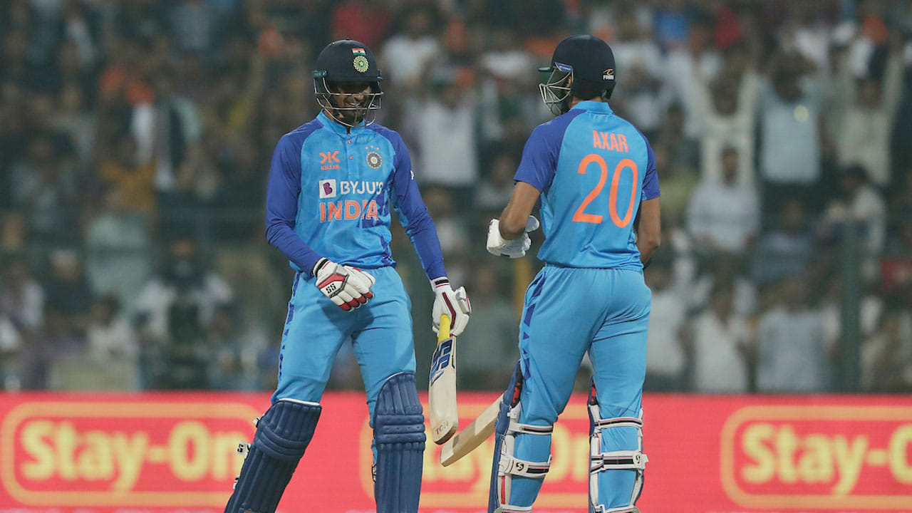 IND vs SL: హుడా, అక్షర్ హాఫ్ సెంచరీ భాగస్వామ్యంతో డీసెంట్ స్కోర్.. శ్రీలంక టార్గెట్ ఎంతంటే?