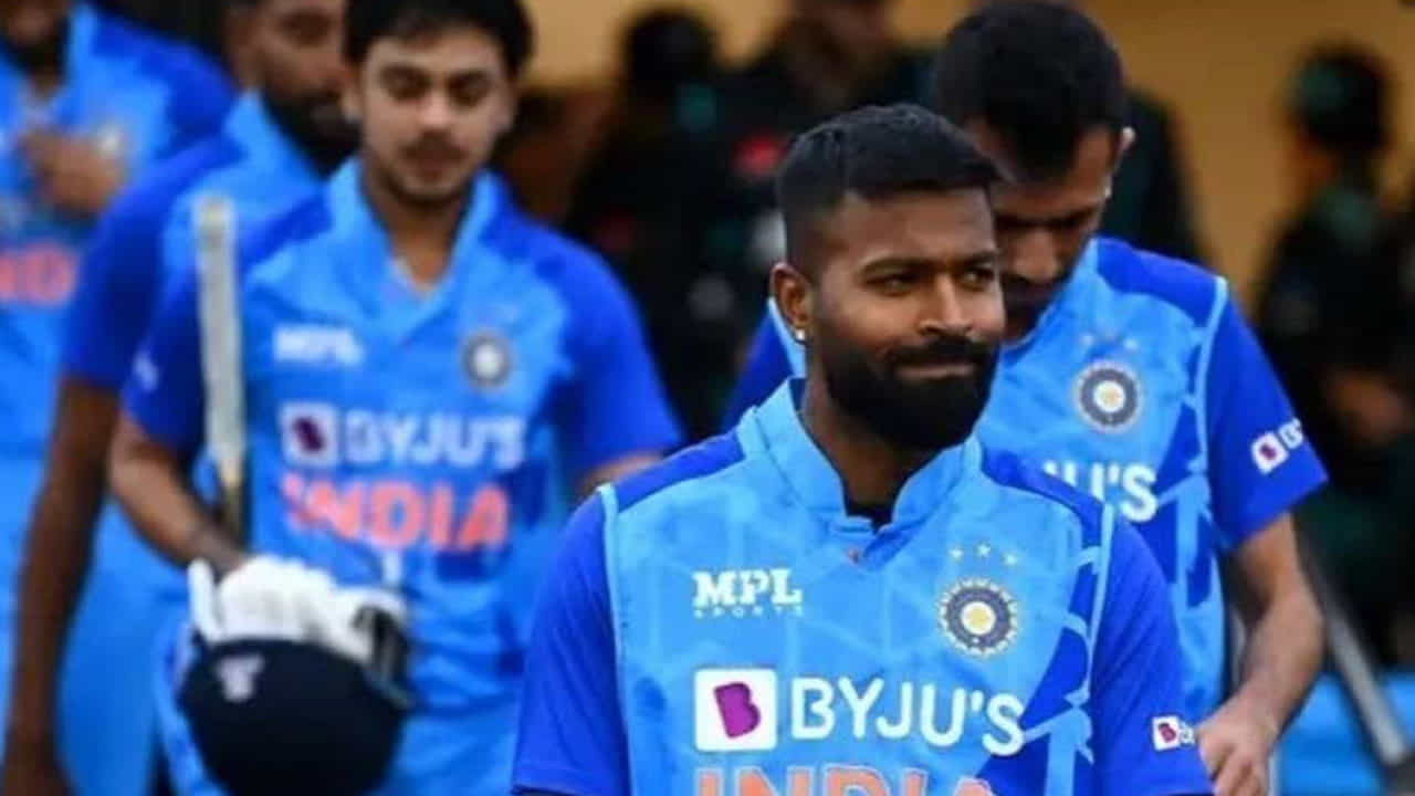 వెస్టిండీస్తో రెండో మ్యాచ్: టీమిండియా తన రెండో మ్యాచ్ను వెస్టిండీస్తో ఈ మైదానంలో ఆడింది. మార్చి 2016లో జరిగిన ఈ మ్యాచ్లో, టీమ్ ఇండియా తమ టాప్ ఆర్డర్ బలమైన ప్రదర్శన సహాయంతో 192 పరుగుల భారీ స్కోరును సాధించింది. దానికి సమాధానంగా విండీస్ బ్యాట్స్మెన్ బ్యాటింగ్ చేసి మరో రెండు బంతులు మిగిలి ఉండగానే 7 వికెట్ల తేడాతో మ్యాచ్ను గెలుచుకుంది.