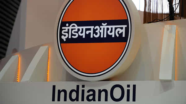Indian Oil Jobs 2023: రాత పరీక్షలేకుండా ఇండియన్ ఆయిల్ కార్పొరేషన్లో ఉద్యోగాలు.. టెన్త్/ఐటీఐ అర్హత ఉంటే చాలు..