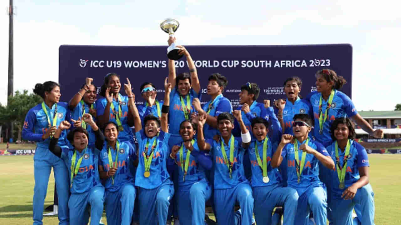 U-19 Women’s World Cup: 297 పరుగులు..11 వికెట్లు.. టీమిండియాను ప్రపంచ ఛాంపియన్‌గా నిలబెట్టడంలో వీరిదే కీ రోల్