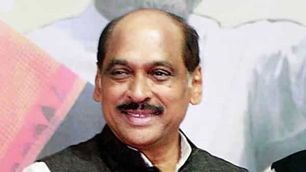 Telangana Congress: టీ కాంగ్రెస్లో మంటలు చల్లారేనా..? రెండు రోజుల్లో తెలంగాణకి ఇంచార్జ్ మాణిక్రావు థాక్రే..