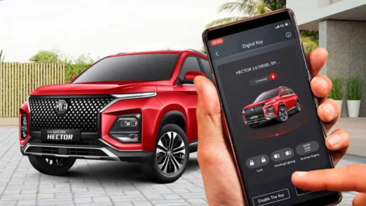 అలాగే 7-సీటర్ హెక్టర్ ప్లస్ ధర ఎక్స్-షోరూమ్ రూ. 20.15 లక్షల నుంచి రూ. 22.43 లక్షలు.