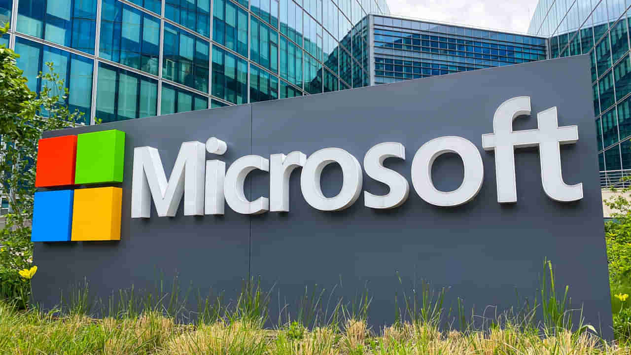 Microsoft: ఉద్యోగులకు బిగ్ షాక్ ఇచ్చేందుకు టెక్ దిగ్గజం.. లేఆఫ్స్ ప్రకటించిన మెక్రోసాఫ్ట్..