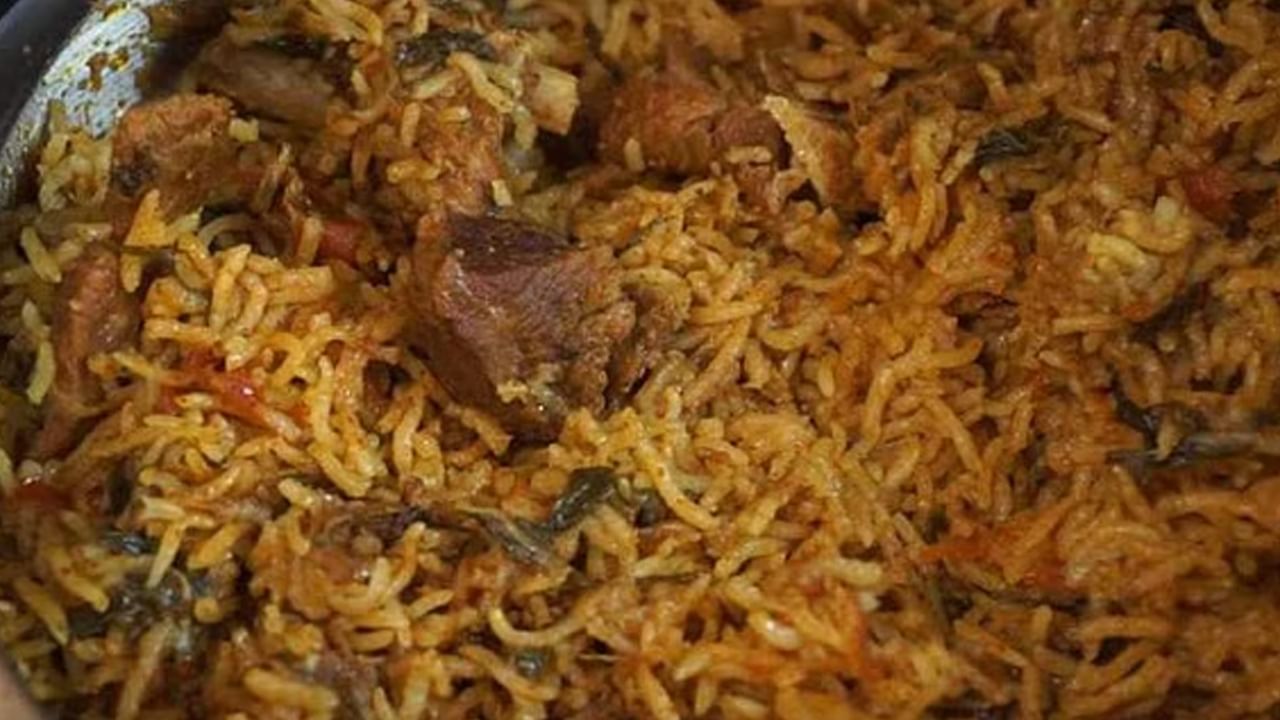 Biryani: నాణ్యతలో రాజీ లేదు.. రుచిలో సాటి రాదు.. రూ.10 కే బిర్యానీ.. ఇంట్రెస్టింగ్ స్టోరీ మీ కోసం..