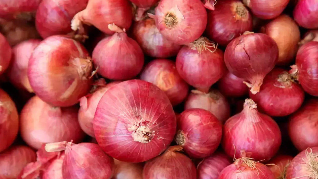 Onion Benefits : ఉల్లితో నో లొల్లి.. కొలెస్ట్రాల్ స్థాయిలు కూడా అదుపులోనే..