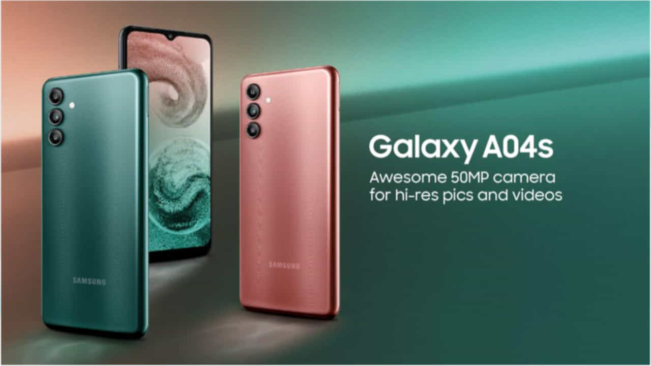 Samsung Galaxy A04s: ఈ జాబితాలో సామ్స్ంగ్ కంపెనీకి చెందిన మరో ఫోన్ Samsung Galaxy A04s నాలుగో స్థానంలో ఉంది. ఈ ఫోన్ ప్రారంభ ధర రూ.13,499. గతేడాది ఆగస్టులో విడుదలైన ఈ ఫోన్ Exynos 850 ప్రాసెసర్, 5000 mAh బ్యాటరీ, 128 GB స్టోరేజ్ వంటి ఫీచర్లను కలిగి ఉంది.