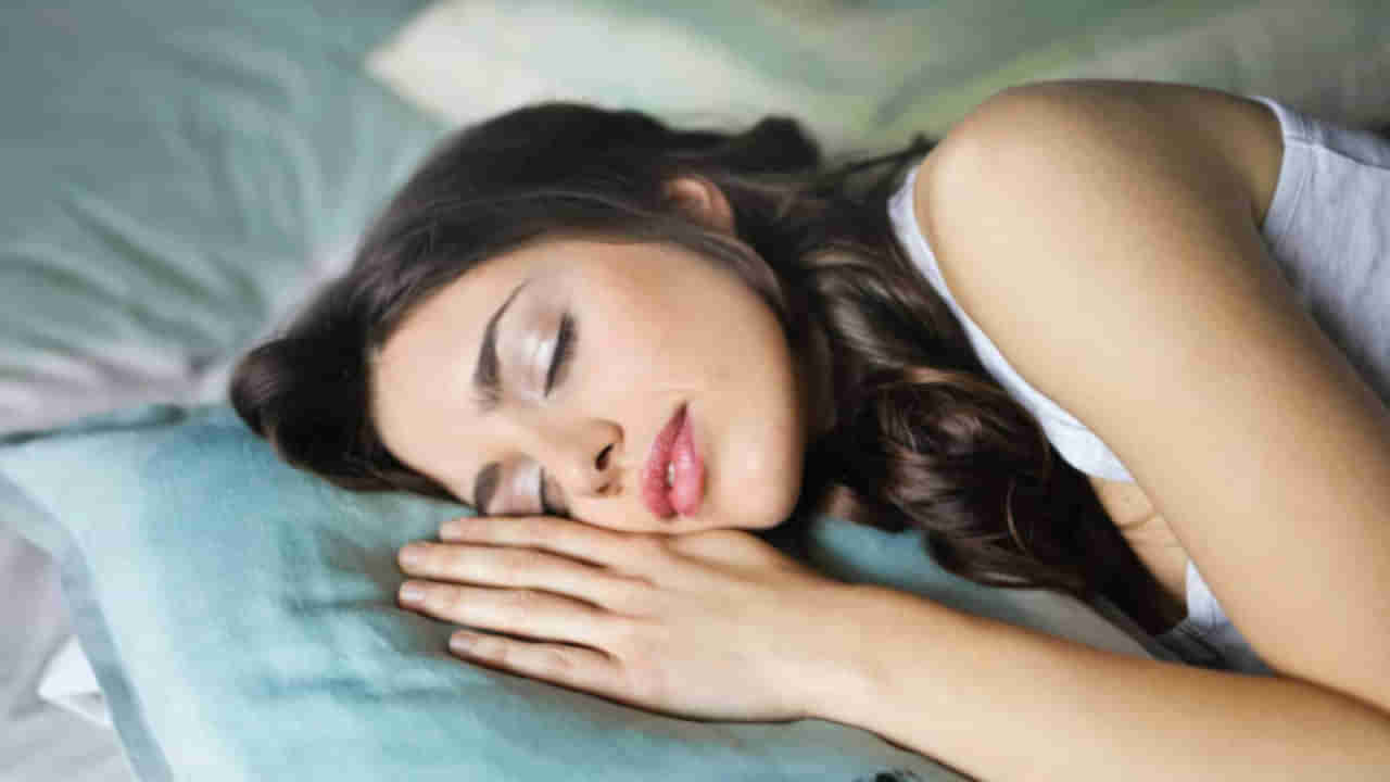 Pillow Disease: మీరు ఉపయోగించే దిండు కవర్ మీ అందానికి శత్రువగా మారొచ్చు.. ఎందుకంటే..