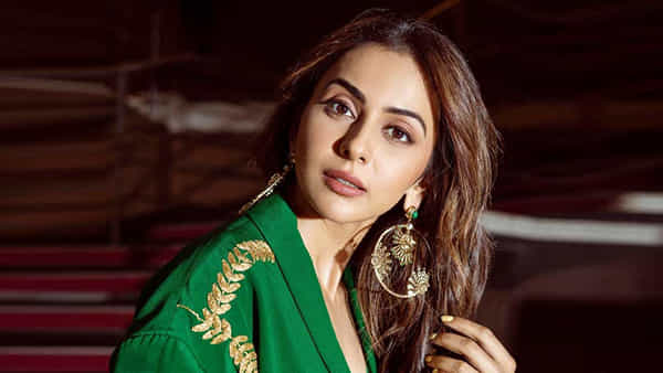 Rakul Preet Singh: ఆ సమయంలో కారులోనే బట్టలు మార్చునేదాన్ని.. రకుల్ ప్రీత్ ఇంట్రెస్టింగ్ కామెంట్స్