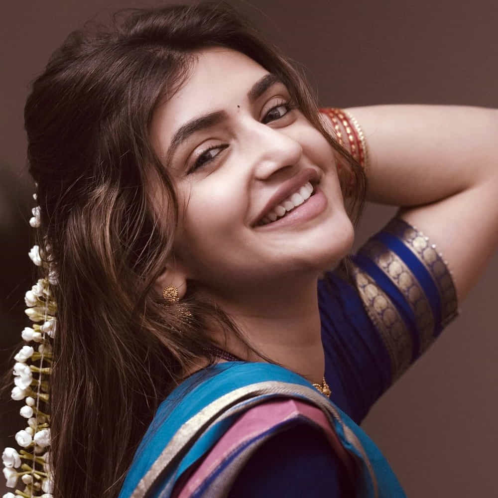 పెళ్లి సందడి సినిమాతో ఓవర్ నైట్ లోనే క్రేజ్ సొంతం చేసుకుంది వయ్యారి భామ శ్రీలీల. తాజాగా వరుస సినిమాలతో ఫుల్ ఫార్మ్ లో ఉంది. ఈ అమ్మడి అందాలకి పడనివారు ఎవరు ఉండరు.తాజాగా శ్రీలీల పోస్ట్ చేసిన ఫొటోస్ చూసి ఫ్యాన్స్ ఖుషి అవుతున్నారు..
