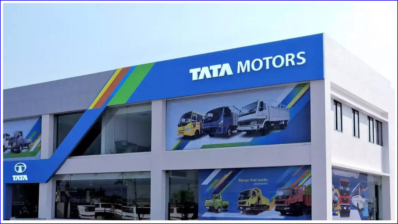 Tata Motors Price Hike: వాహనదారులకు షాక్.. ఇక టాటా వాహనాలు మరింత ప్రీయం.. ఫిబ్రవరి 1 నుంచి అమలు