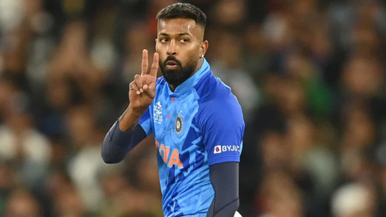 శ్రీలంకపై థ్రిల్లింగ్ విజయంతో పాండ్యా వరుసగా 5 మ్యాచ్లలో టీమ్ ఇండియాను విజయవంతంగా నడిపించాడు. గతంలో రోహిత్ శర్మ పేరిట ఉన్న 4 వరుస విజయాల రికార్డును హార్దిక్ బద్దలు కొట్టాడు.