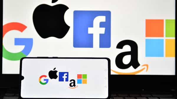 Tech Layoffs: టాప్ టెక్ కంపెనీల్లో లే ఆఫ్స్ ఫీవర్.. డబ్బు కోసమే పని చేయాలంటూ ఉద్యోగుల ఆగ్రహం