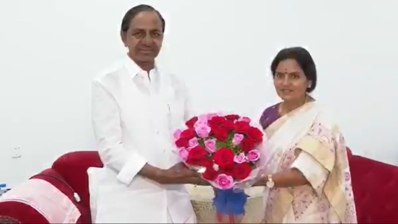 Telangana New CS: తెలంగాణ కొత్త సీఎస్గా శాంతికుమారి.. సీఎంఓ నుంచి అధికారిక ఉత్తర్వులు జారీ..