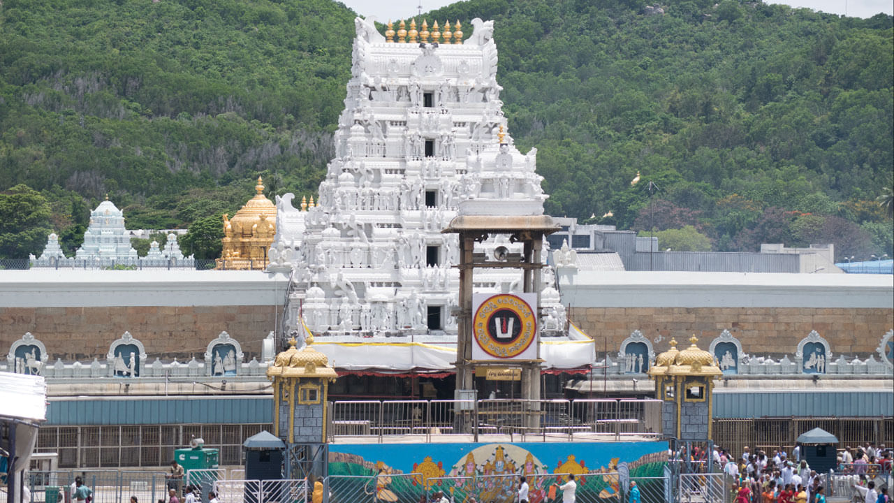 Tirumala: శ్రీవారి భక్తులకు గుడ్‌న్యూస్.. నేటినుంచి అందుబాటులోకి ఆర్జిత సేవా టికెట్లు.. ఎన్ని నెలలకంటే?