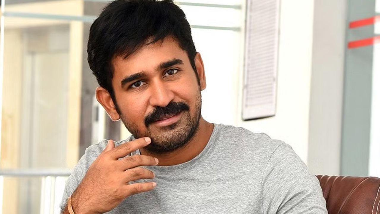 Vijay Antony: షాకింగ్.. షూటింగ్‏లో గాయపడిన స్టార్ హీరో.. తీవ్రగాయాలు..