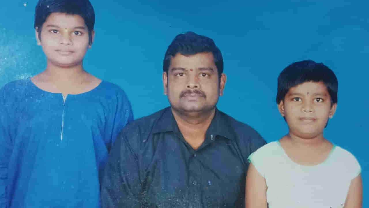 Visakhapatnam: ఇద్దరు కూతుళ్లకు ఉరి వేసి తండ్రి సూసైడ్.. పోలీసుల విచారణలో విస్తుపోయే విషయాలు..
