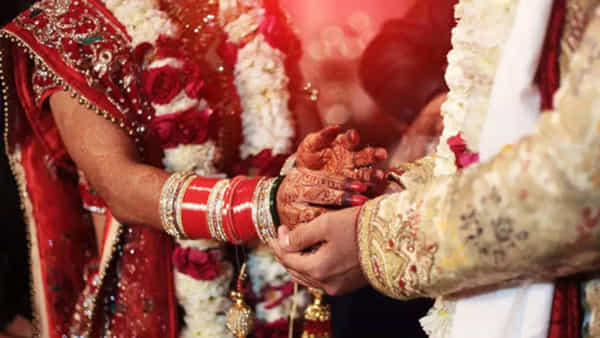 Wedding: ట్రెండ్ ఫాలో అవ్వను, సెట్ చేస్తానంటోన్న పెళ్లి కొడుకు.. వధువు ఇంటికి ఎలా వచ్చాడో చూస్తే షాకే..