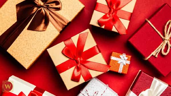 Wedding gifts: నూతన వధూవరులకు మరచిపోలేని గిఫ్ట్ ఇవ్వాలనుకుంటున్నారా? అయితే మీ కిదే బెస్ట్ గైడ్.. అస్సలు స్కిప్ చేయొద్దు..