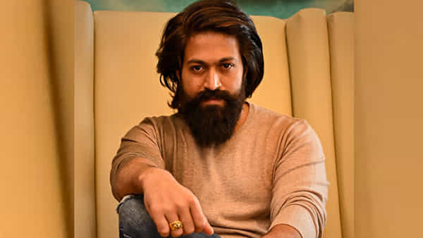 KGF Star Yash: నాకు కొంత సమయం కావాలి.. కాస్త ఓపిక పట్టండి.. అభిమానులకు యశ్ విజ్ఞప్తి..