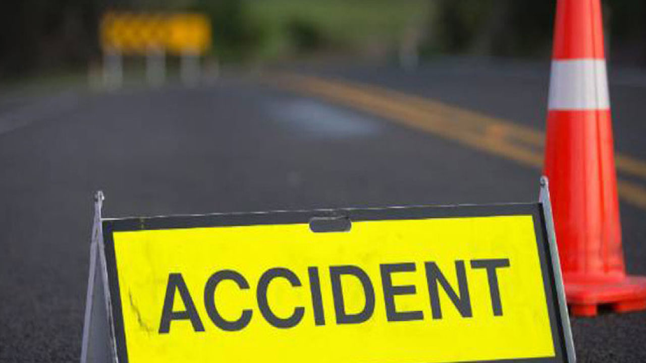 Road Accident: శ్రీసత్యసాయి జిల్లాలో ఘోర రోడ్డు ప్రమాదం.. బొలెరో, ఆటో ఢీకొని ఆరుగురి దుర్మరణం