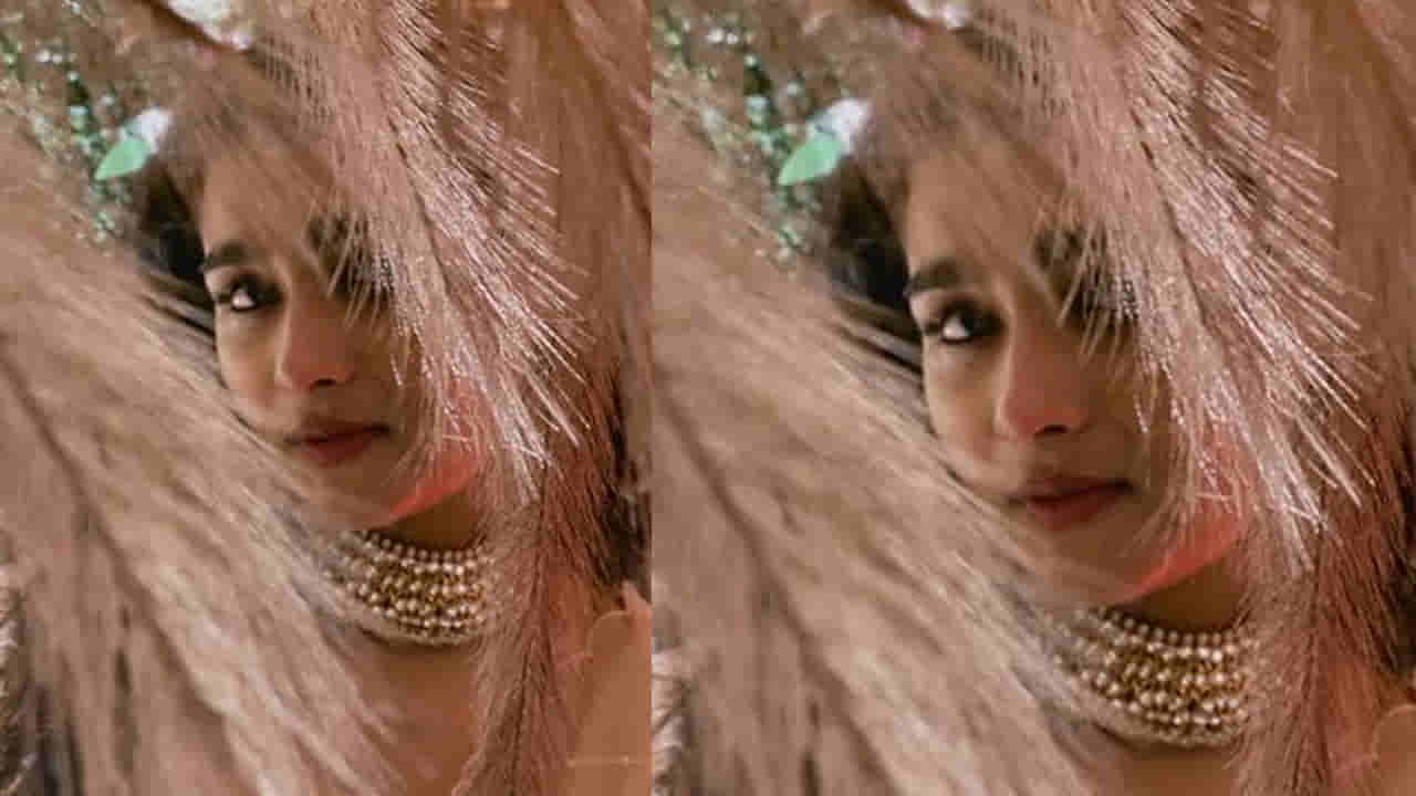 Tollywood: ఆమె కొసరి.. కొసరి చూస్తేనే.. హృదయం పులుపెక్కి పోతుందే.. ఈ టాలీవుడ్ ఎవరో గుర్తుపట్టగలరా..?