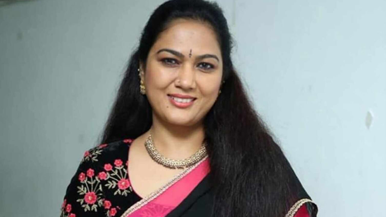 Hema:  నటి హేమ కూతురు ఇషాను ఎప్పుడైనా చూశారా.. అచ్చం బాపు బొమ్మే