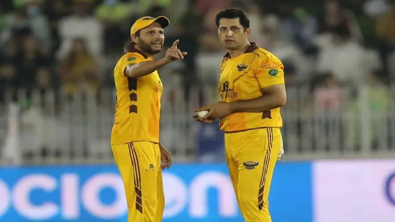 మ్యాచ్ ఫిక్సింగ్లో పాక్ ఆటగాళ్లు చిక్కుకోవడం కొత్త విషయమేమీ కాదు. పాకిస్థాన్ చరిత్ర కళంకిత ఆటగాళ్లతో నిండి ఉందనడంలో ఎలాంటి సందేహం లేదు. ఇప్పుడు మరో పాకిస్థాన్ సీనియర్ ఆటగాడు మ్యాచ్ ఫిక్సింగ్కు పాల్పడి రెండేళ్ల నిషేధానికి గురయ్యాడు.