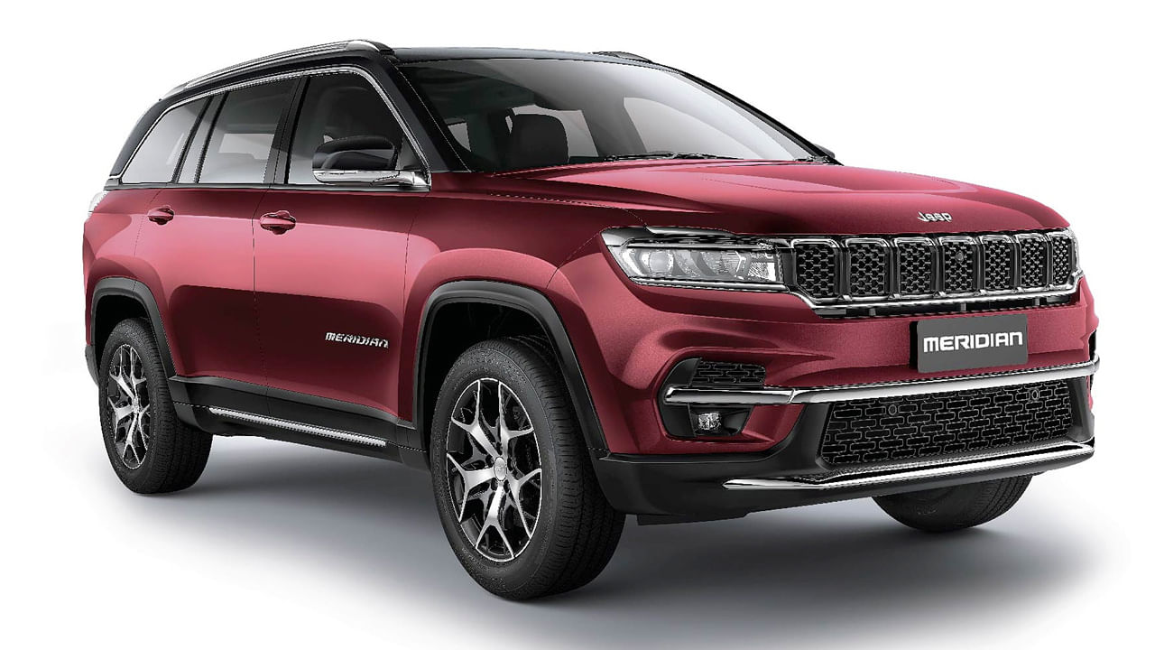 Jeep Meridian: మీడియా నివేదికల ప్రకారం ఢిల్లీలోని చాలా మంది డీలర్లు ఈ జీప్ మెరీడియన్ కారుపై రూ. 2.5 లక్షల వరకు తగ్గింపును అందిస్తున్నారు. ఫిబ్రవరి 28 నాటికి ఈ కారు స్పెషల్ ప్రైజ్ రూ.27.75 లక్షలకు (ఎక్స్-షోరూమ్) విక్రయానికి ఉందని కంపెనీ అధికారిక సైట్ ద్వారా తెలిపింది. 