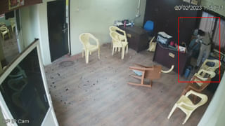 Andhra Pradesh: అమానుషం.. పురిటి నొప్పులతో ప్రసవ వేదన.. డోలీపై మోసుకెళ్లిన దైన్యం.. ఆఖరికి..