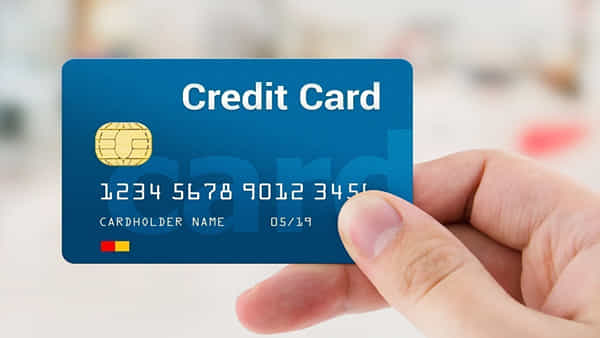 Credit Card: క్రెడిట్ కార్డ్ని ఇలా వాడండి.. ఎటువంటి సమస్య ఉండదు.. ఇప్పటికే సమస్యల్లో ఉంటే..