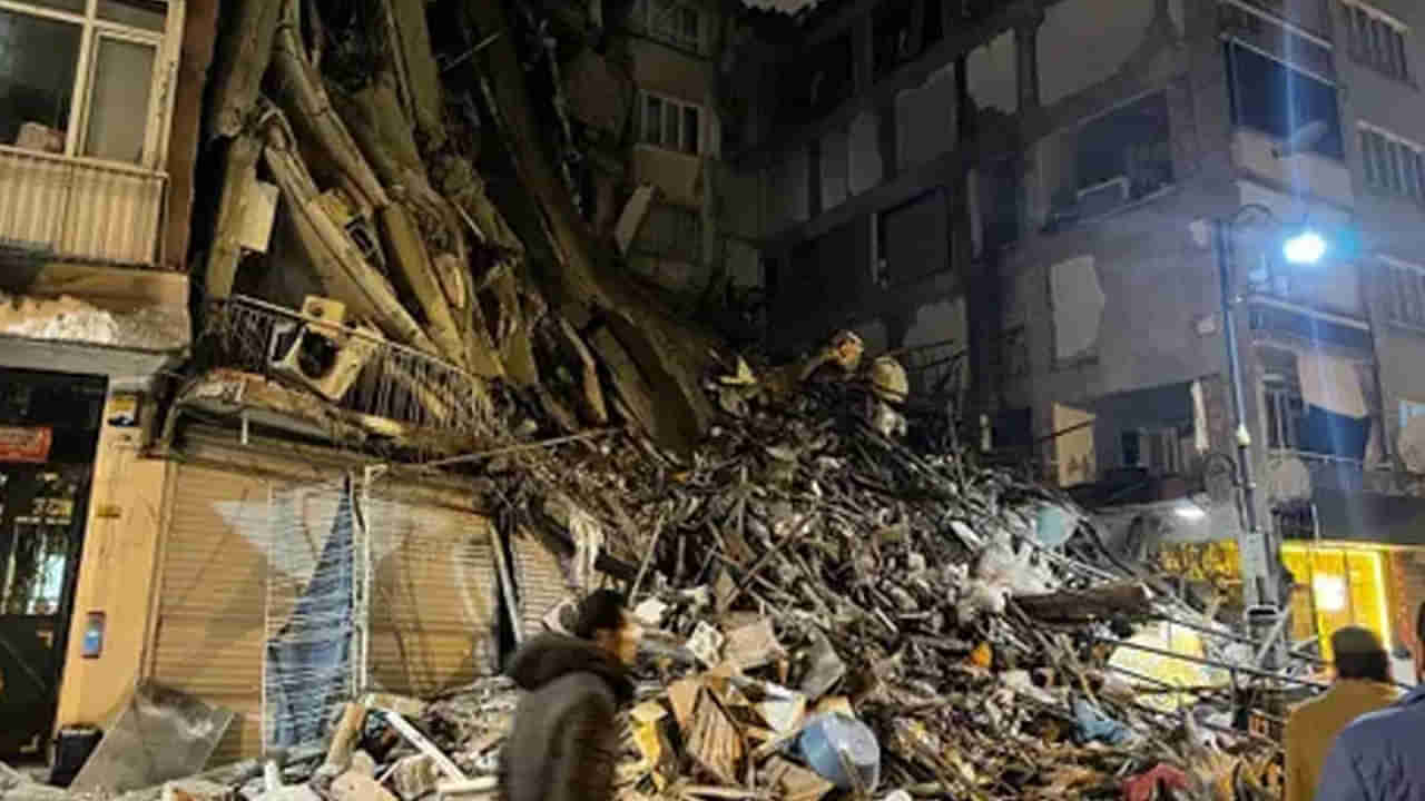 Earthquake: సిరియా, టర్కీ సరిహద్దుల్లో భారీ భూకంపం.. 10 మంది మృతి.. వందలాది భవనాలు నేలమట్టం..