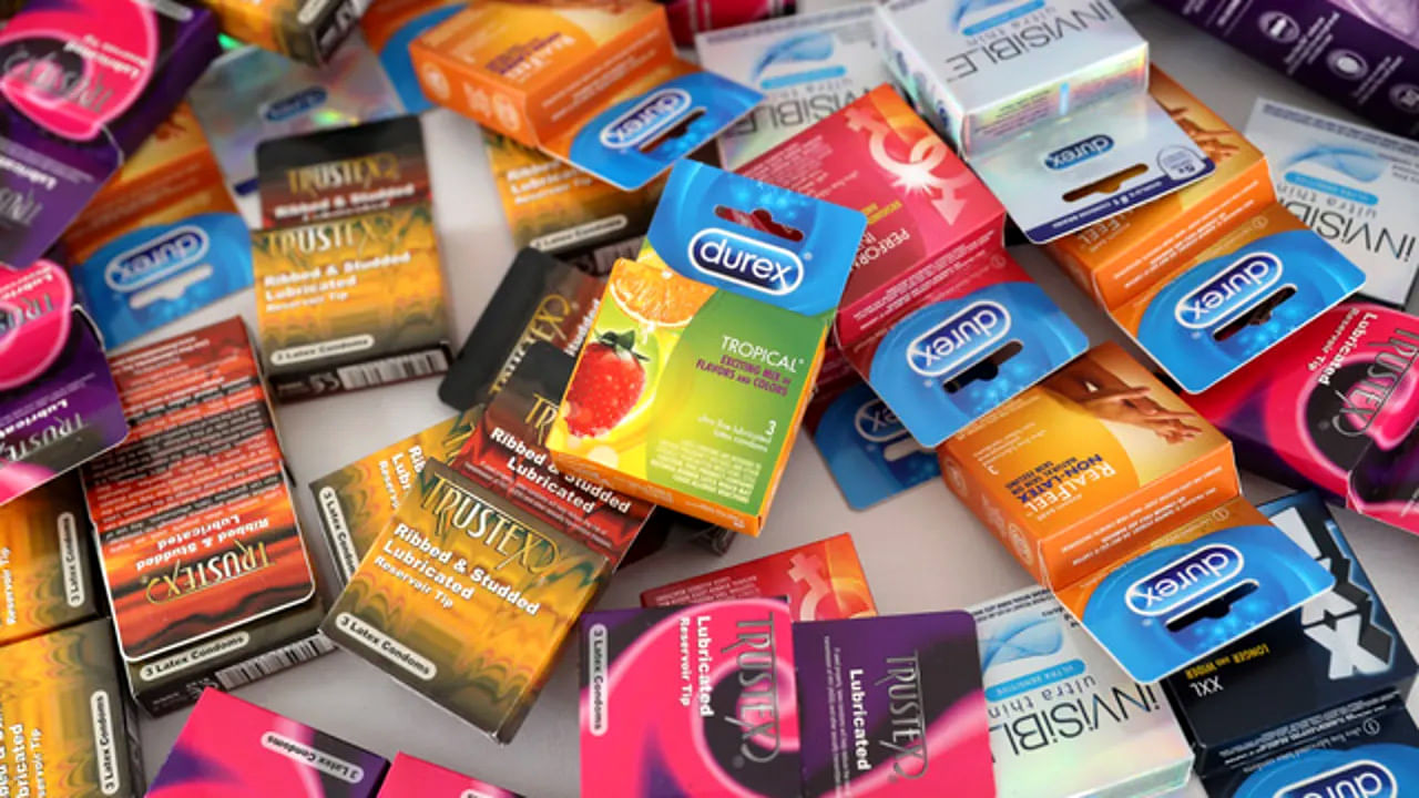 Free Condoms: లవర్స్ డే రోజున 9 కోట్ల ఫ్రీ కండోమ్స్ పంపిణీ.. అసలు స్కెచ్ ఏమిటో తెలిస్తే షాక్ అవాల్సిందే..