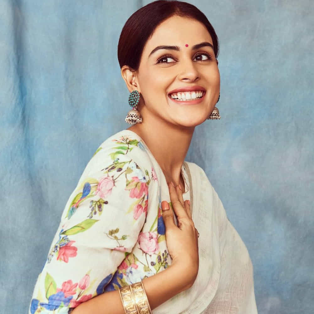 ఇటీవలే వేద్ సినిమాతో రీఎంట్రీ ఇచ్చింది జెనీలియా. తెలుగులో సూపర్ హిట్ అయిన మజిలీ చిత్రానికి రీమేక్ ఇది. ఇందులో జెనీలియా ఆమె భర్త రితేష్ దేశ్ ముఖ్ జంటగా నటించారు.