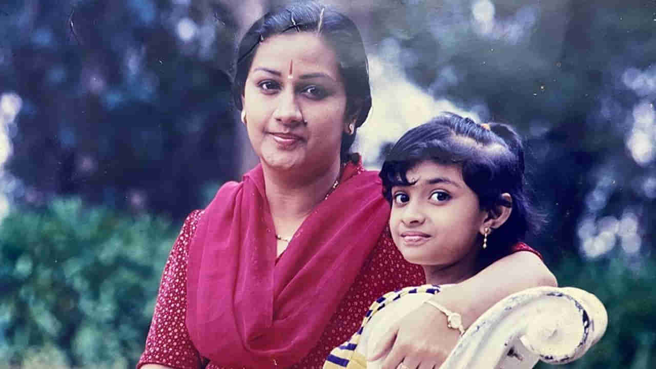Guess the actress: ఈ చిన్నారి నటనకు దేశమే శభాష్‌ అంది.. ఇంతకీ ఈ క్యూట్‌ బేబీ ఎవరో గుర్తుపట్టారా.?