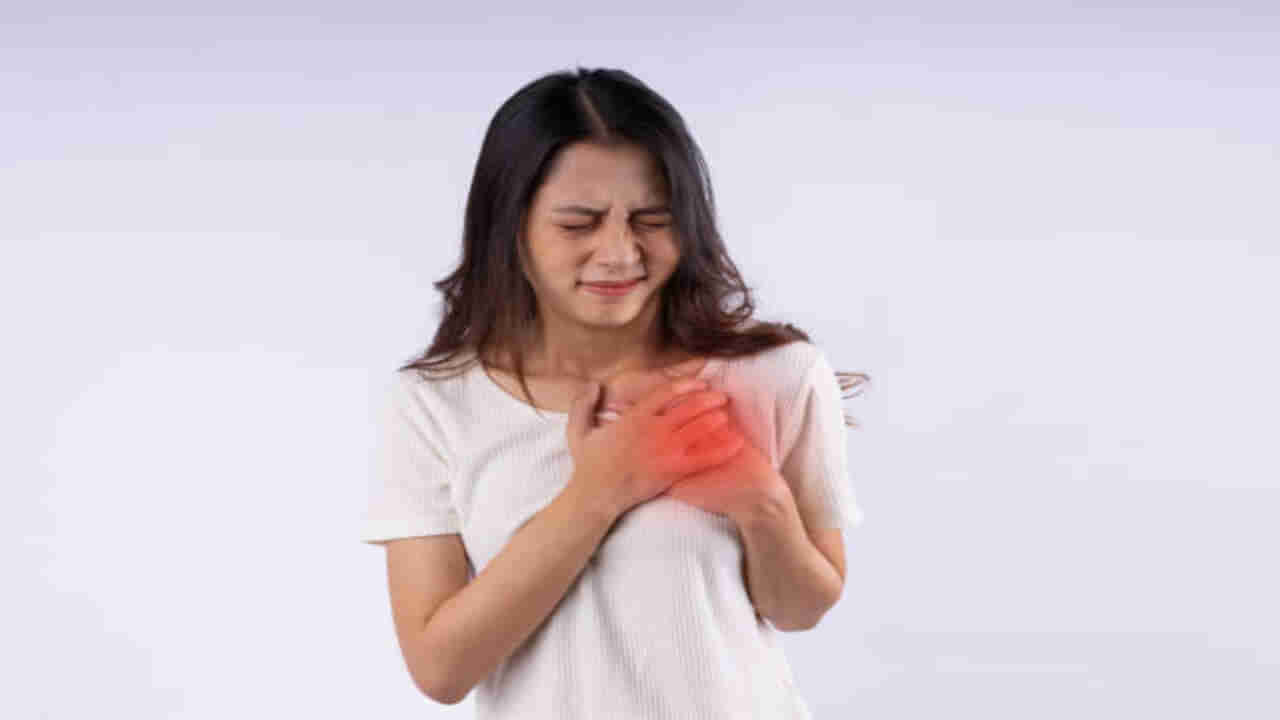 Heart Health: గుండె పోటు ముప్పును తగ్గించే ఫుడ్స్ ఇవే.. మీ రెగ్యులర్ డైట్‌లో మస్ట్‌గా వీటిని చేర్చుకోండి..