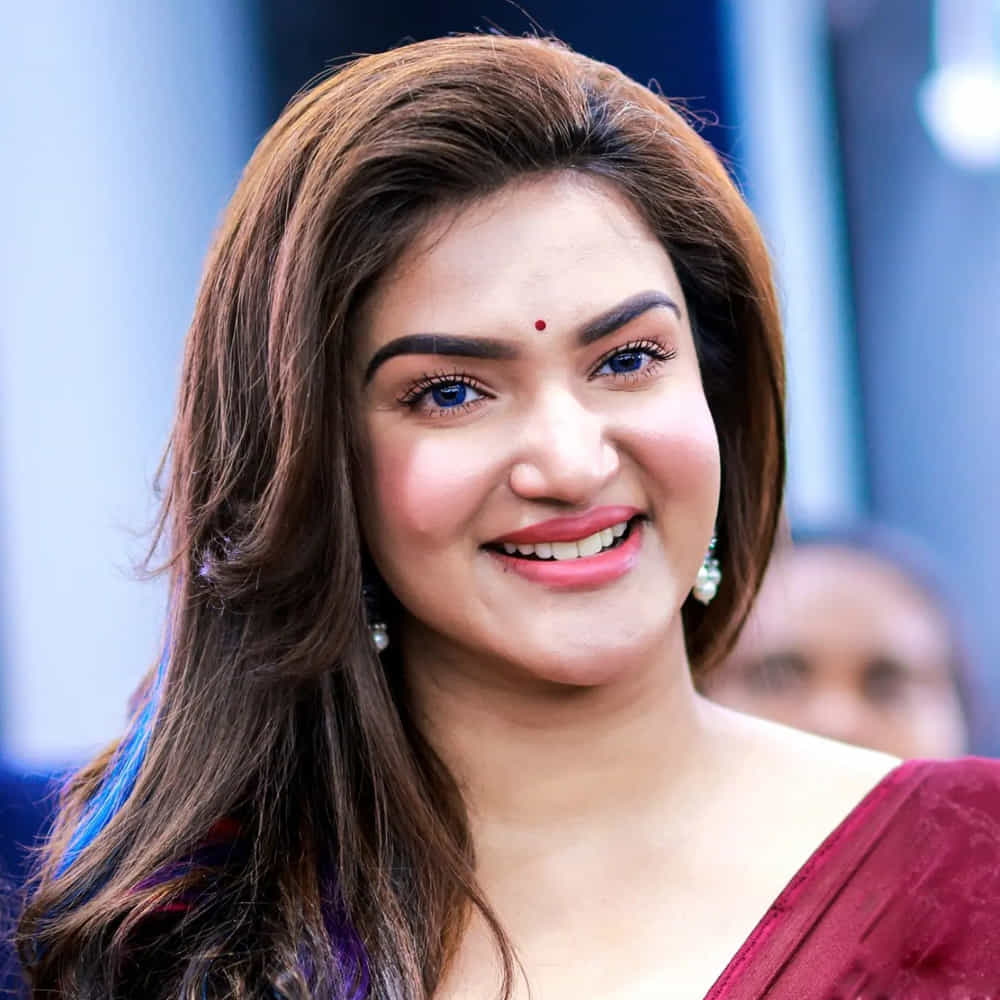 కోమలమైన వర్చస్సు... తళుకుబెళుకులతో మాలీవుడ్‌లో యూత్ హార్ట్స్ దోచేస్తోంది హనీ రోజ్ వర్గీస్. తమిళ్, తెలుగు సినిమాల్లో కూడా తన మార్క్ చూపించింది. ఈ వర్షం సాక్షిగా, ఆలయం వంటి తెలుగు సినిమాల్లో నటనతోపాటూ చక్కటి అభినయాన్ని చూపించిందీ శాండల్ బ్యూటీ.
