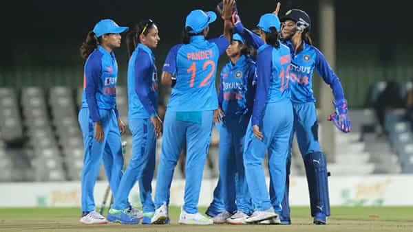 INDW vs WIW: వెస్టిండీస్తో పోరుకు సిద్ధమైన టీమిండియా.. భారీ తేడాతో గెలిస్తేనే పాయింట్ల పట్టికలో అగ్రస్థానం..